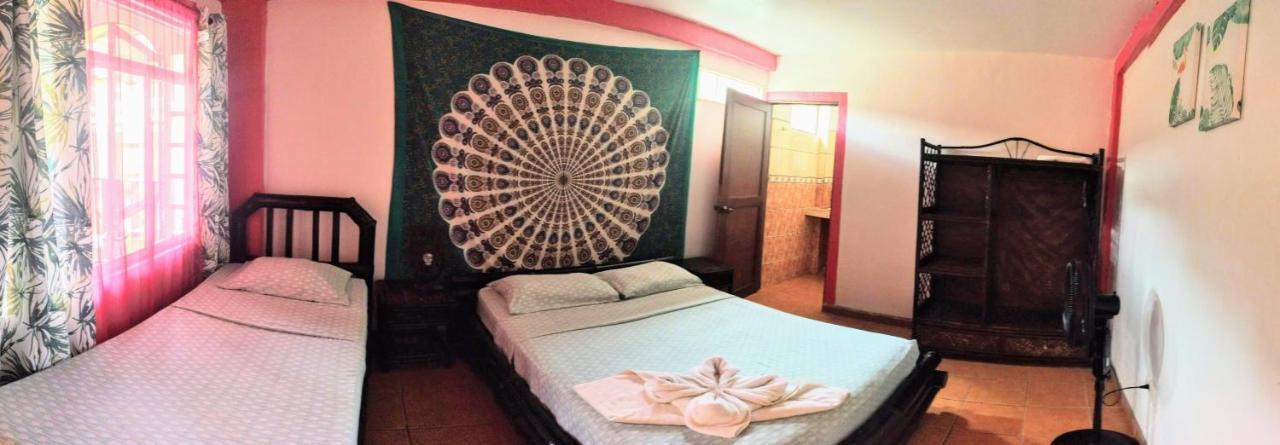 Cool Vibes Beach Hostel Dominical Esterno foto