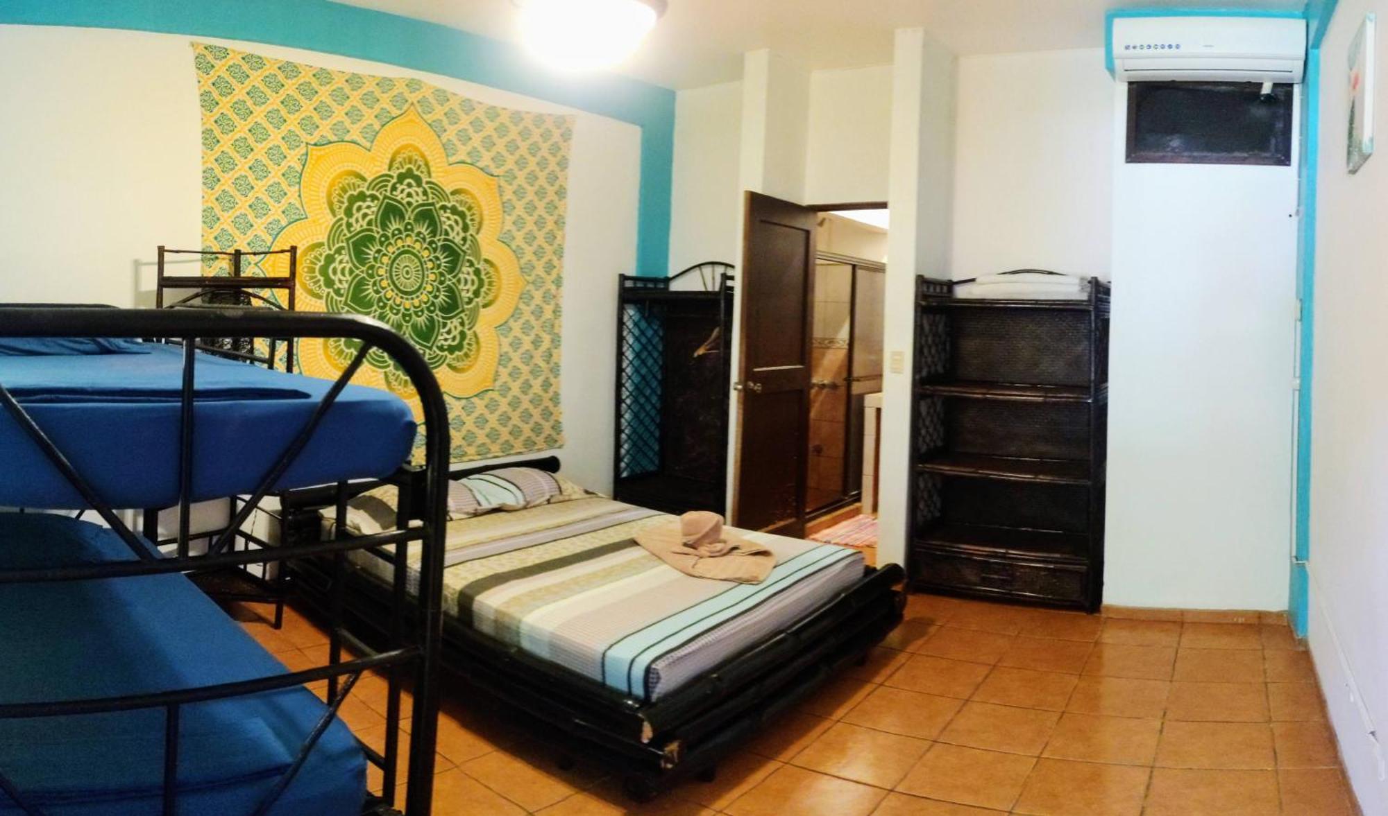 Cool Vibes Beach Hostel Dominical Esterno foto